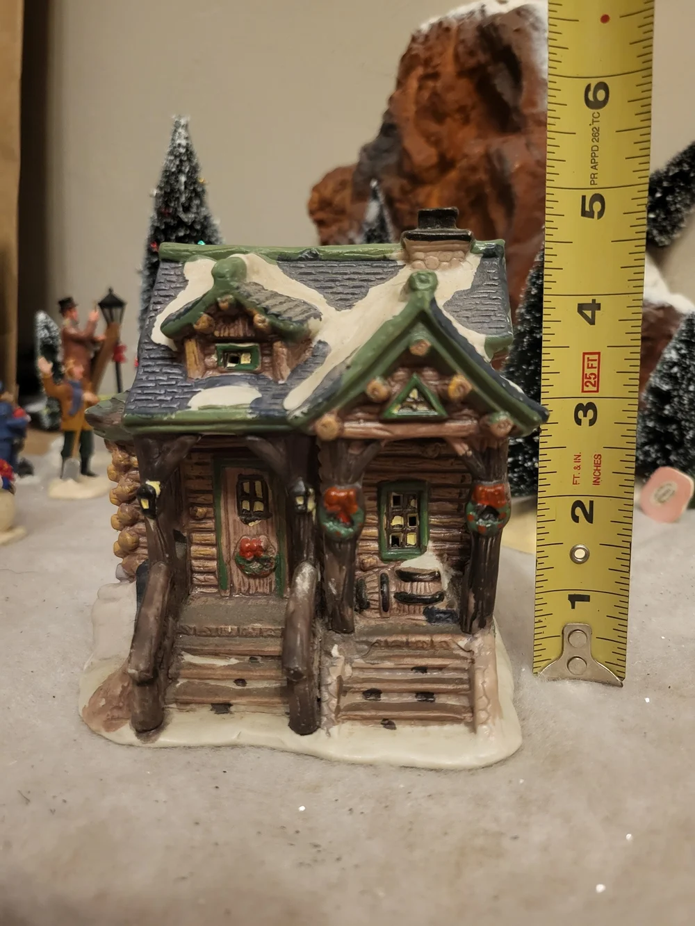 Vintage Ceramic Light-Up Christmas Village Log Cabin / Hunting Lodge – 5
